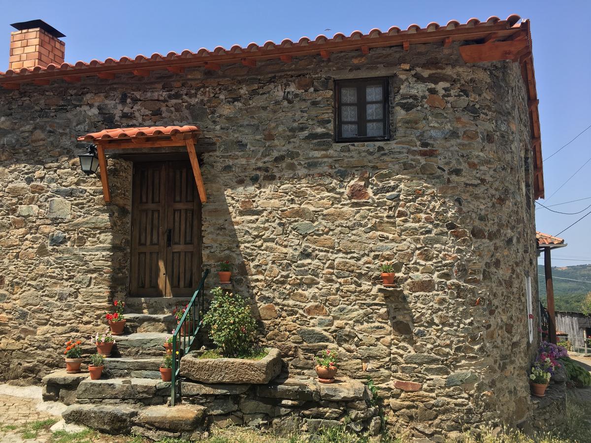 בית הארחה Bragança 	Casa Da Bica Gondesende מראה חיצוני תמונה
